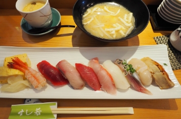 poisson (sushi) et fruits de mer